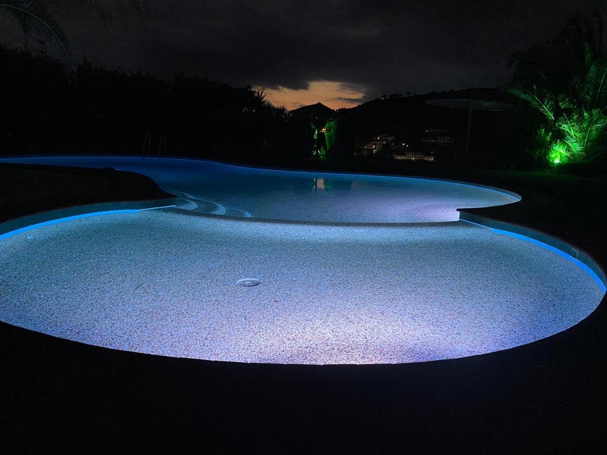 Villa Xanthippi Agia Paraskevi  Exteriör bild
