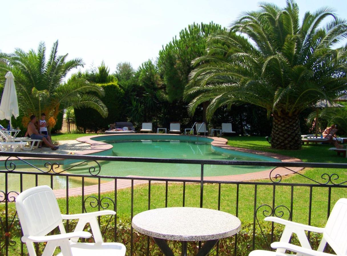 Villa Xanthippi Agia Paraskevi  Rum bild
