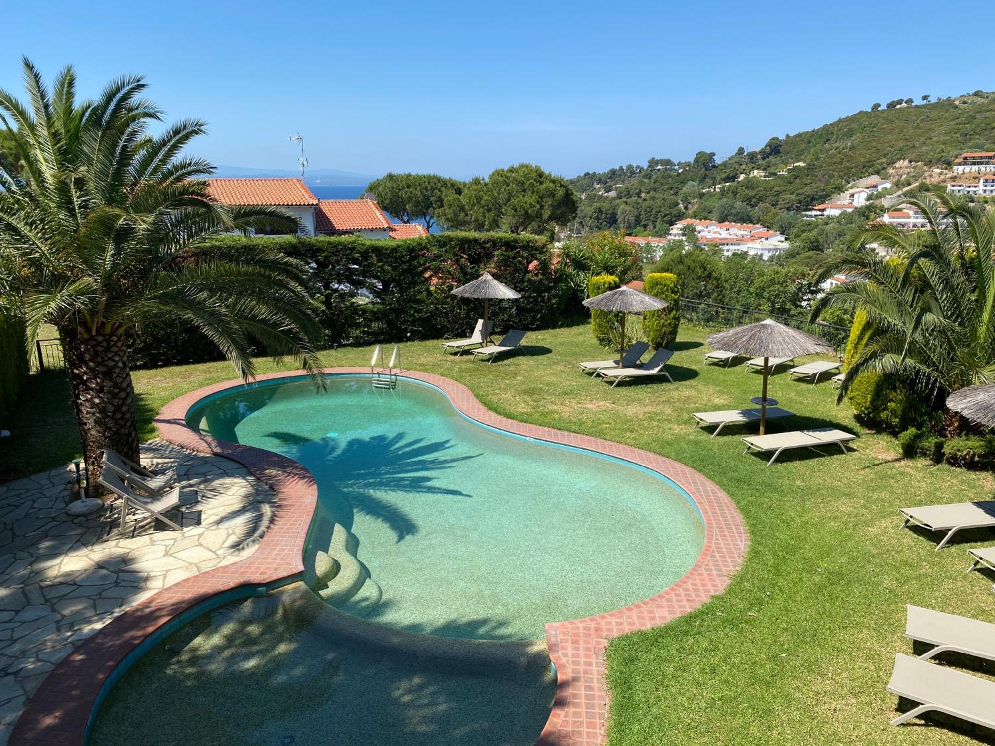 Villa Xanthippi Agia Paraskevi  Exteriör bild