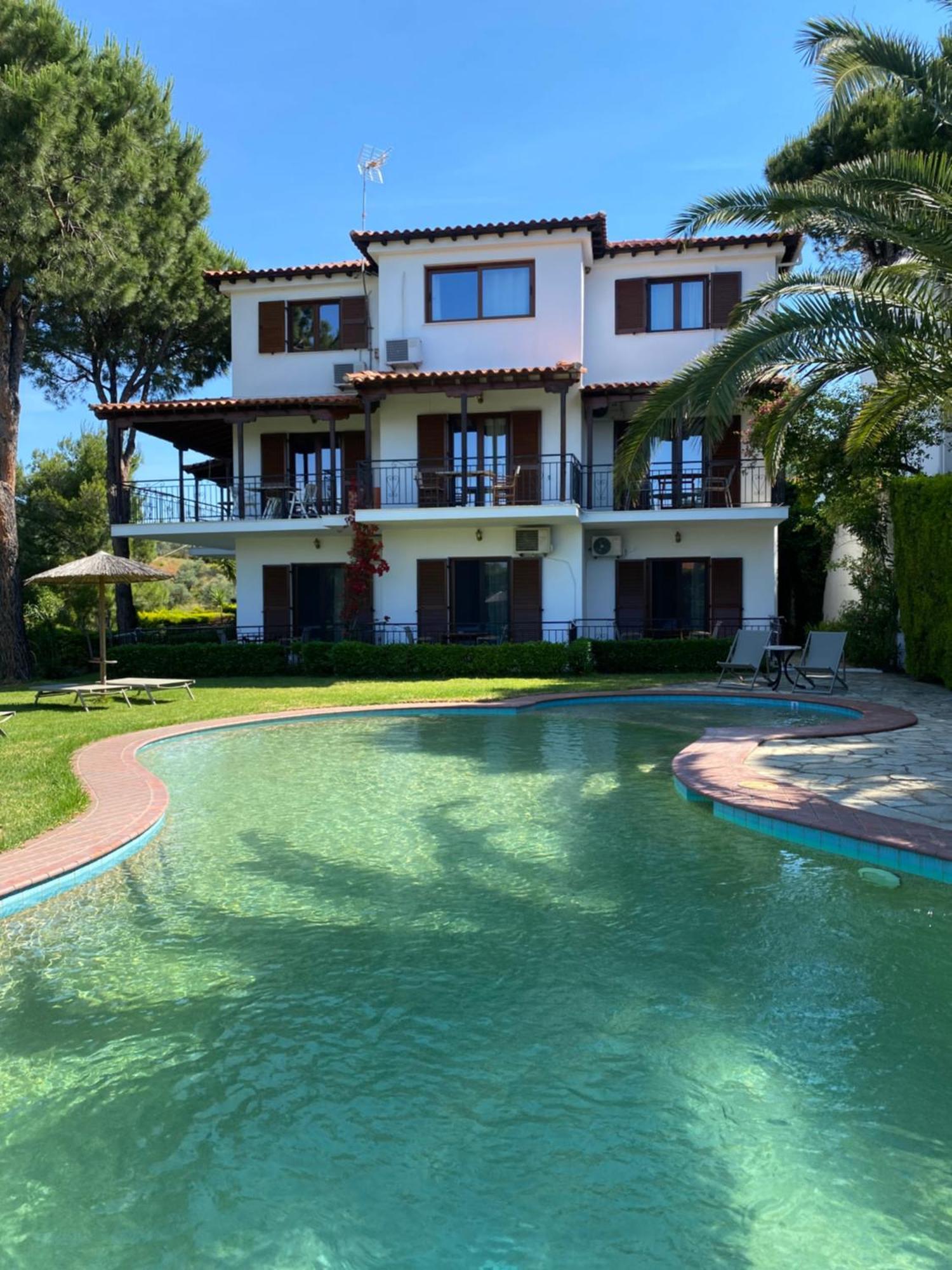 Villa Xanthippi Agia Paraskevi  Exteriör bild