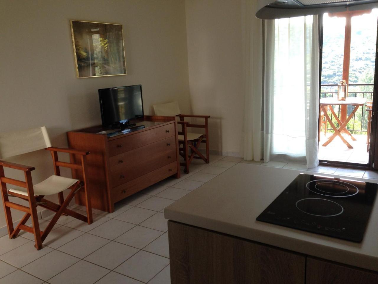Villa Xanthippi Agia Paraskevi  Exteriör bild